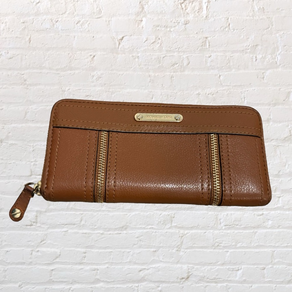 Michael Kors zippered accent pebbled leather zip around wallet